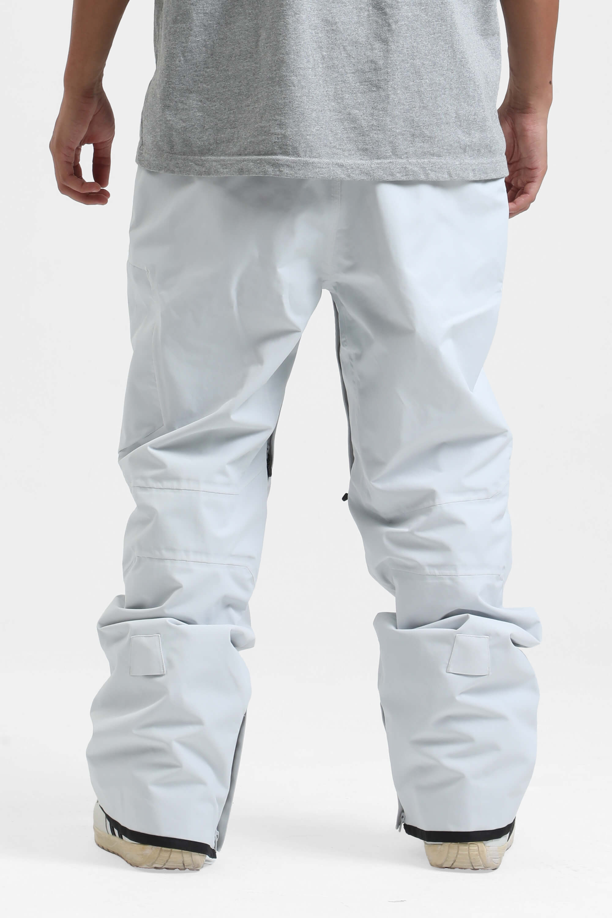 Men's Khaki Multi-Pocket Vented Ski Pants Baggy Snow Pants