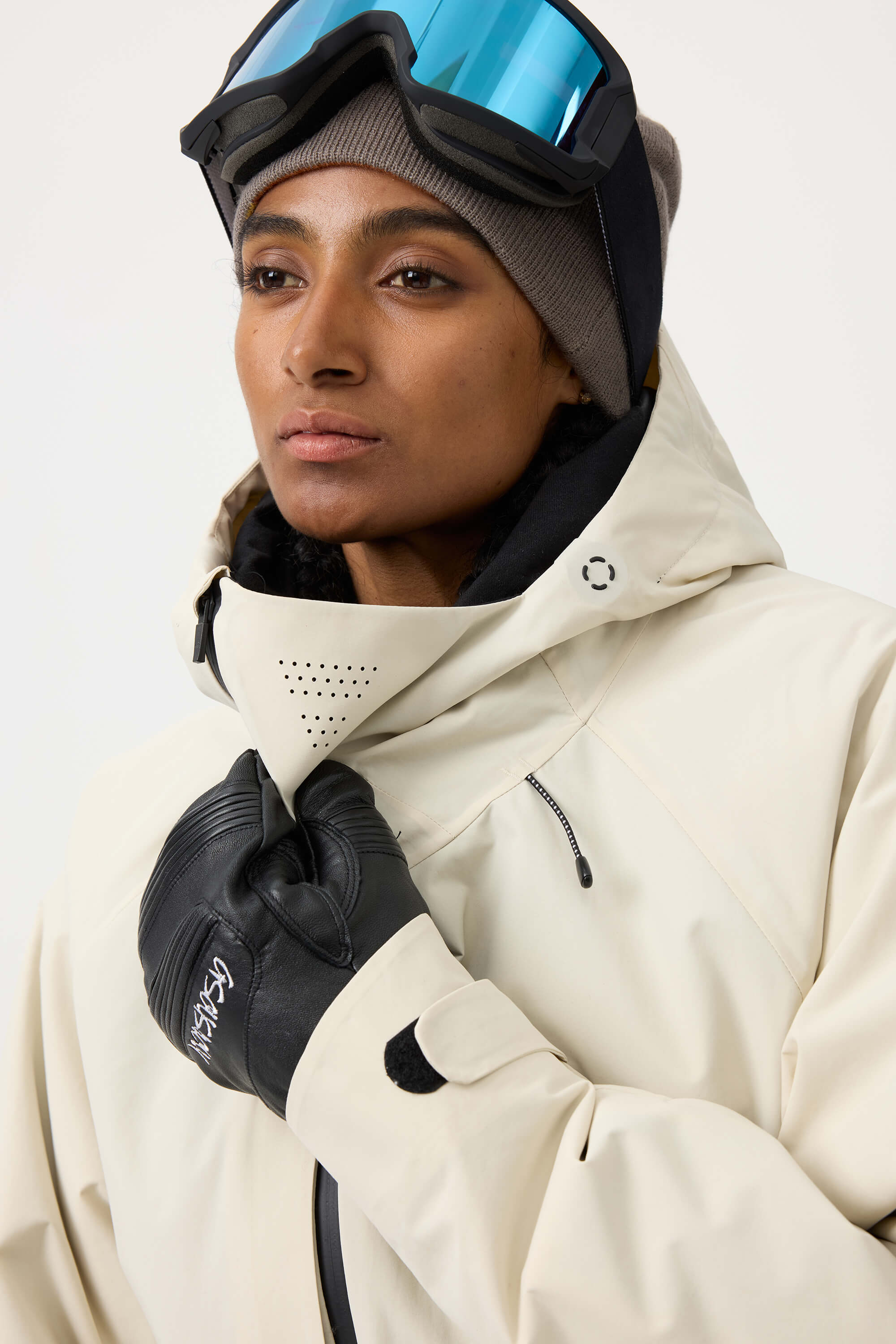 Women's Off White Multi-Pocket Face-Vented Ski Jacket Fully Waterproof Snow Jacket