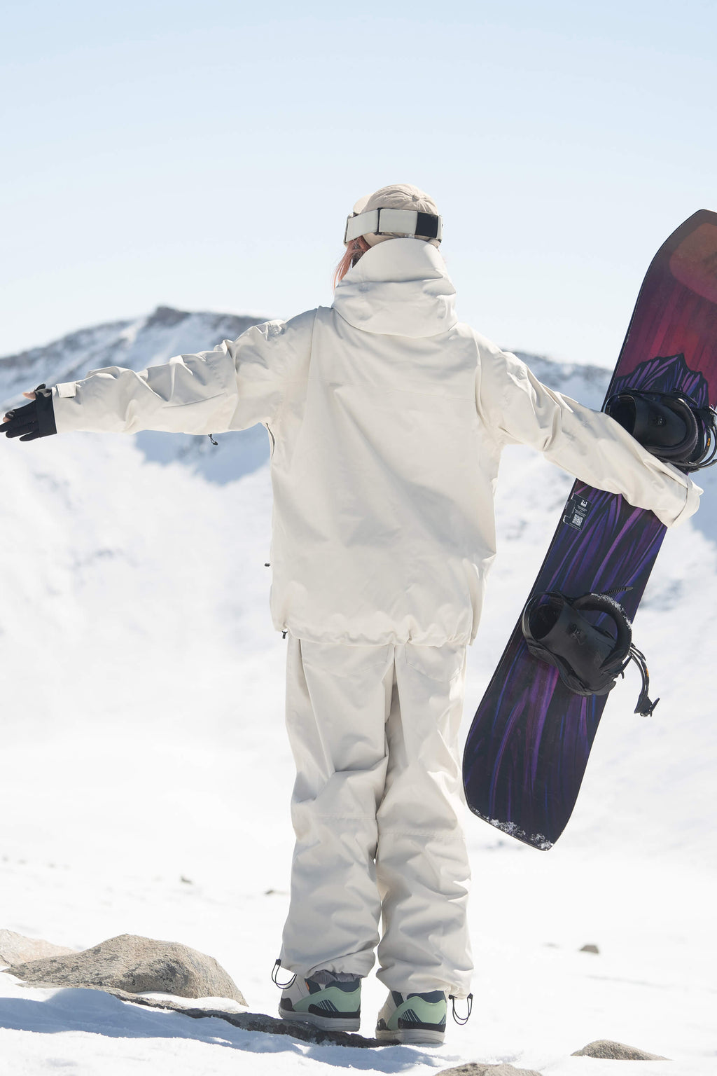 Women's Off White Multi-Pocket Dual-Vent Snow Jacket Waterproof Insulated Ski Jacket - Gsou Snow