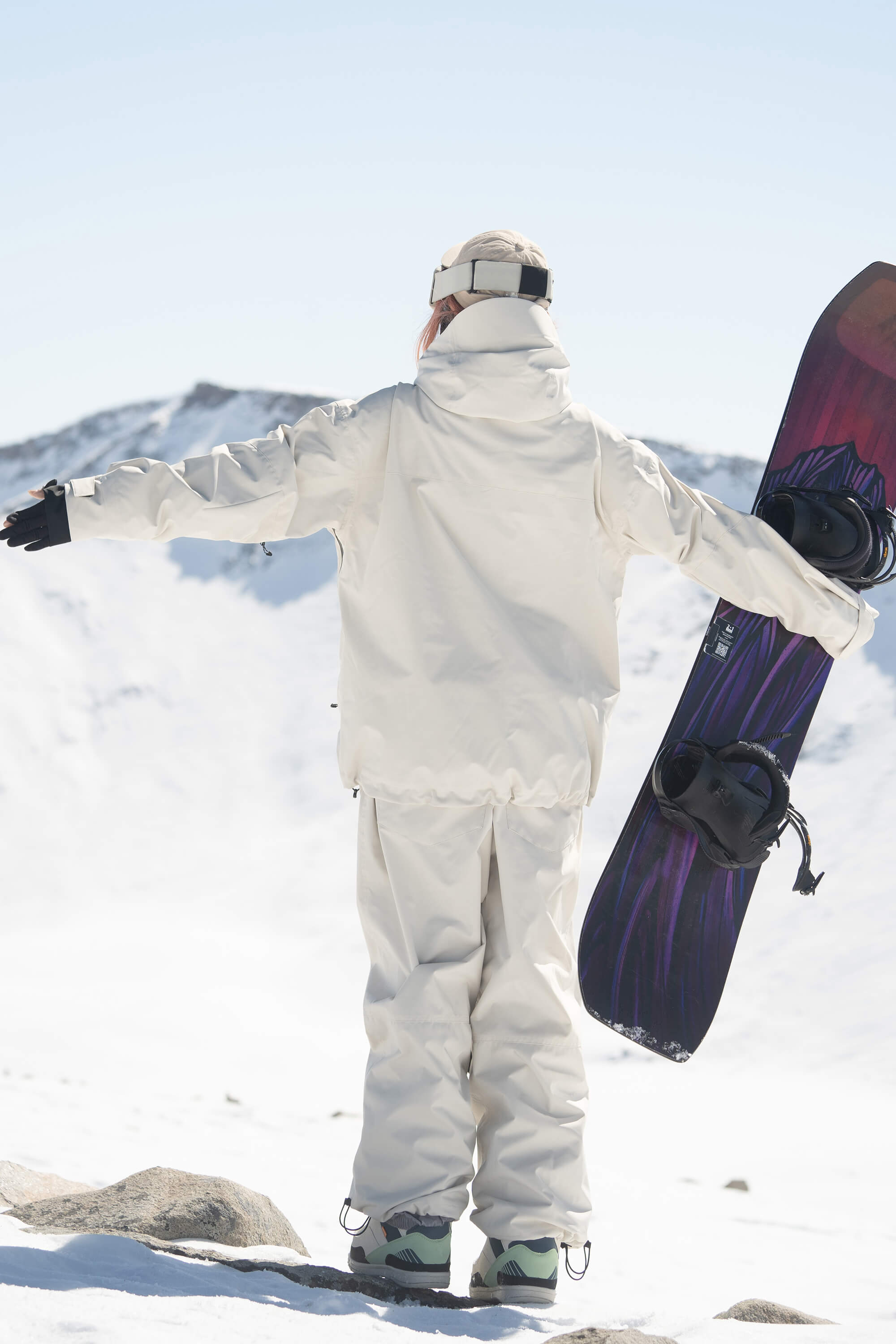 Women's Off White Multi-Pocket Dual-Vent Snow Jacket Waterproof Insulated Ski Jacket - Gsou Snow