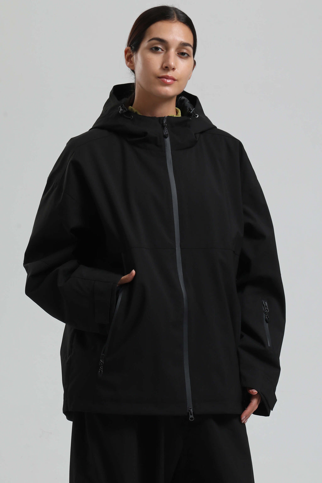 Women's Black Fully Sealed Dual-Vent Snow Jacket Minimalist Insulated Ski Jacket - Gsou Snow