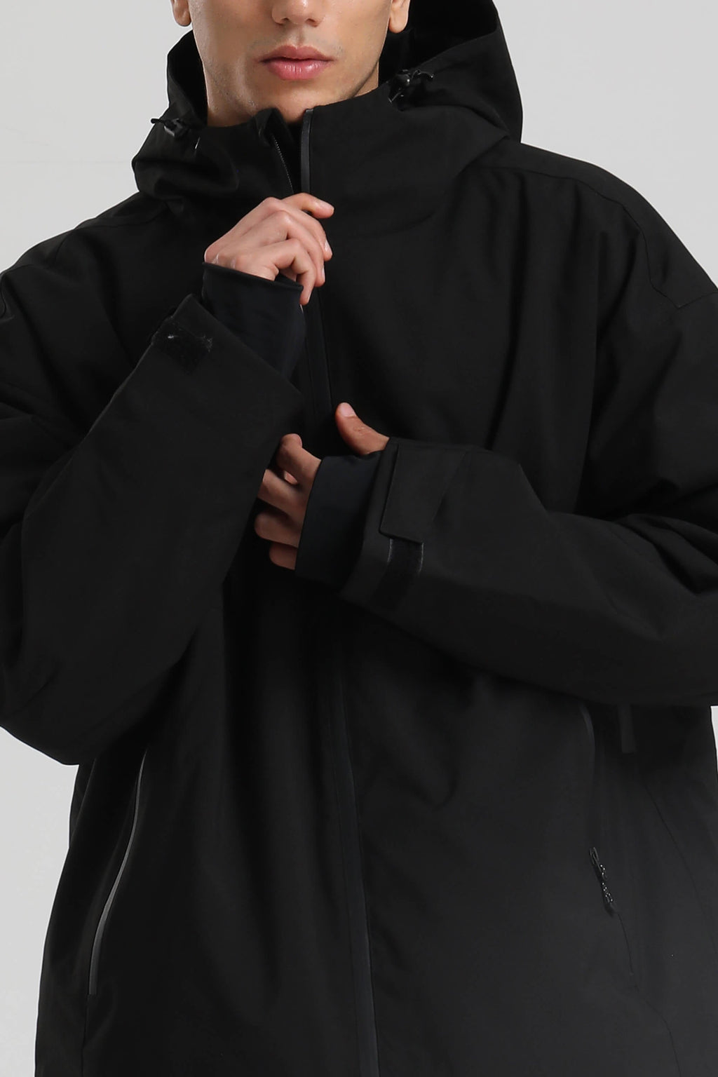 Men's Black Fully-Sealed Dual-Vent Ski Jacket Minimalist Insulated Snow Jacket