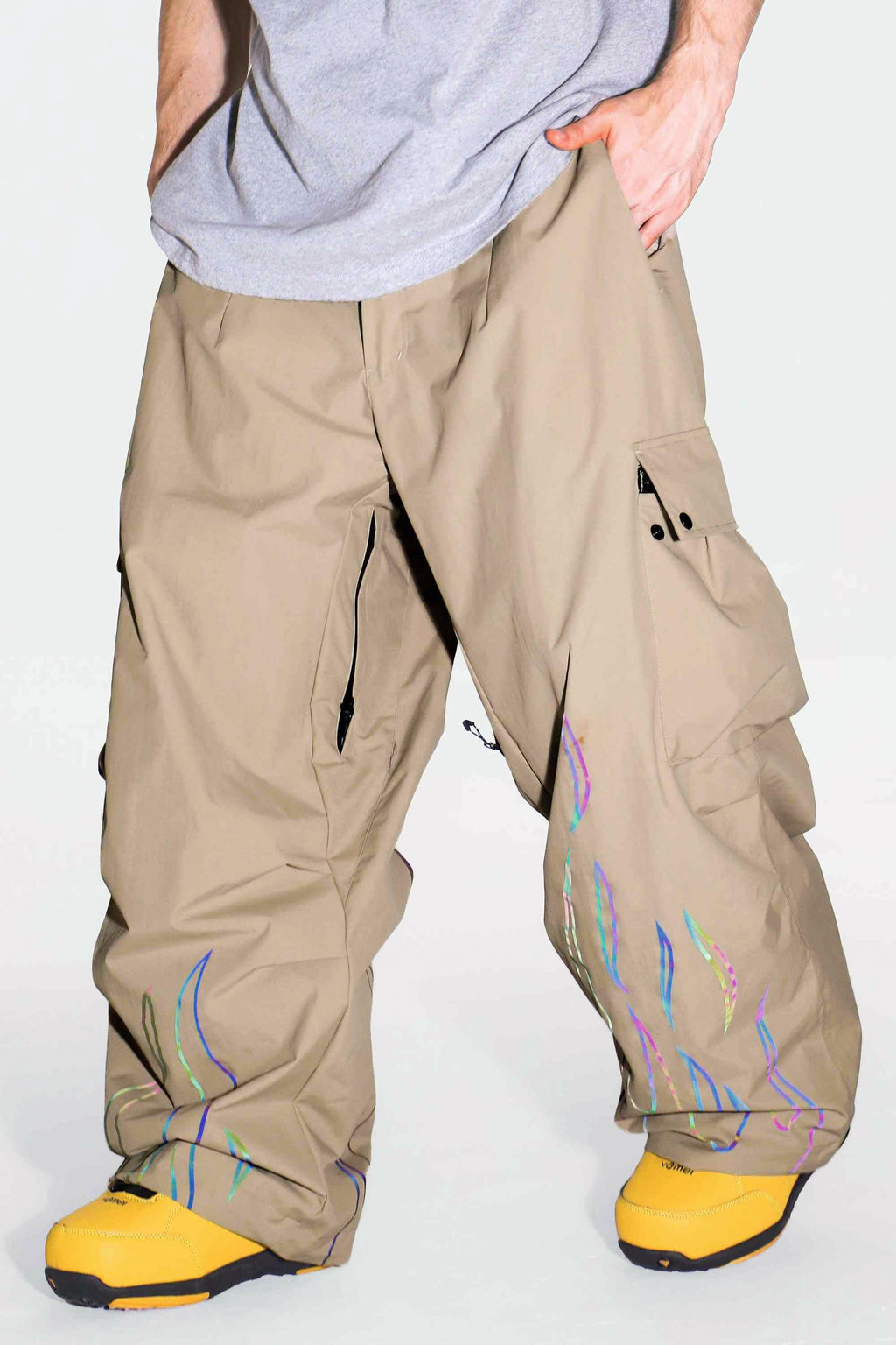 Men's Off White Reflective Flame Ski Pants Baggy Utility Snow Pants